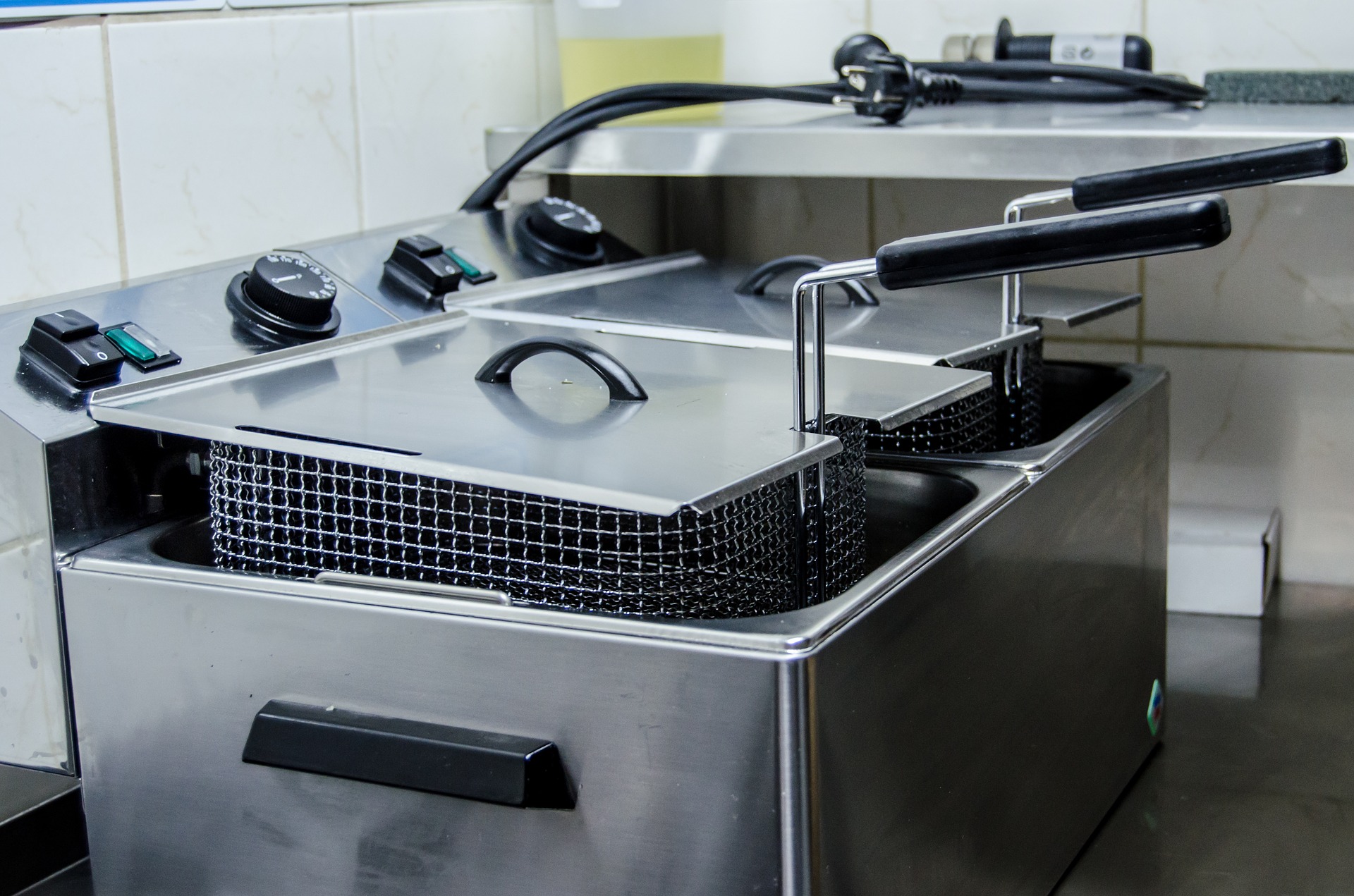 5 Tips to Help You Choose The Best Commercial Kitchen Equipments