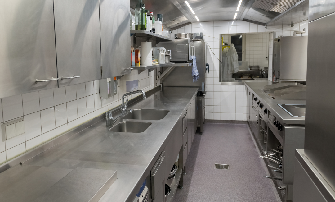 Top Essential Equipment Every Commercial Kitchen Needs