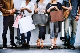 Fashion Trends vs. Value Shopping: What Customers Want in 2026