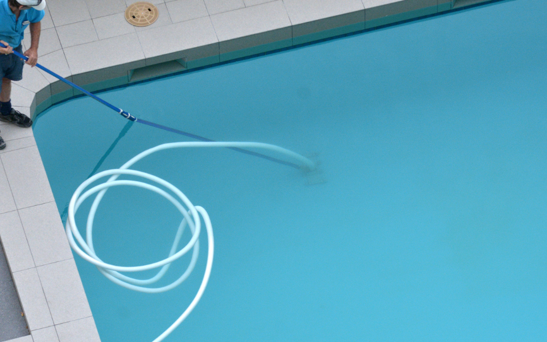 The Benefits of Regular Swimming Pool Cleaning Services in Largo for Healthier Swimming Conditions